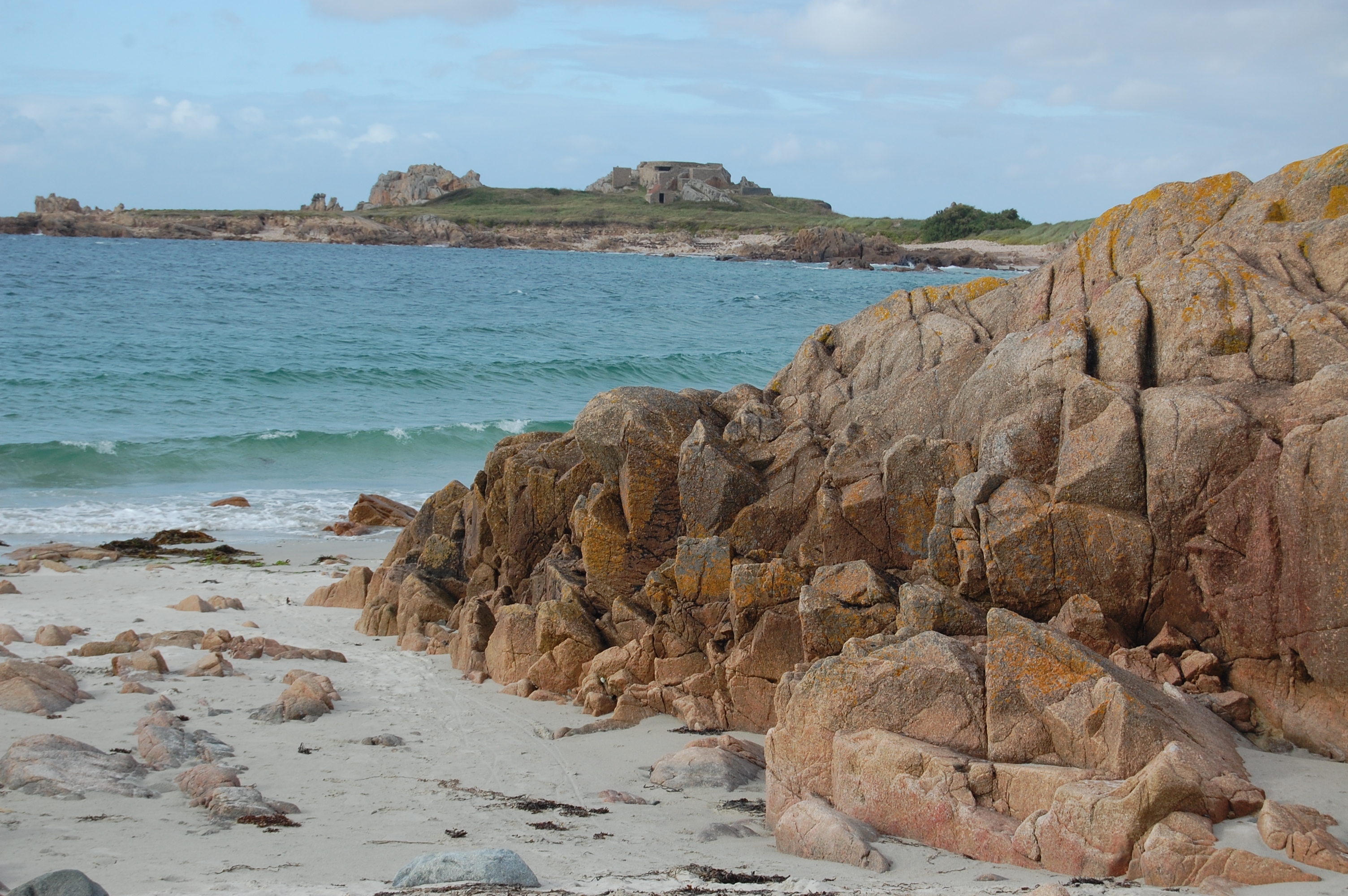 Cobo beach, rocky beach, English shore, Guernsey beach